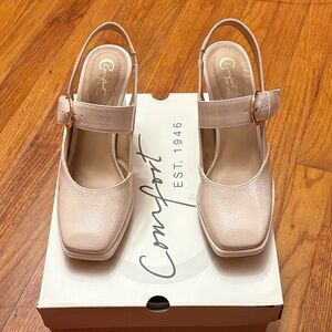 Women's Cream Slingback Shoes